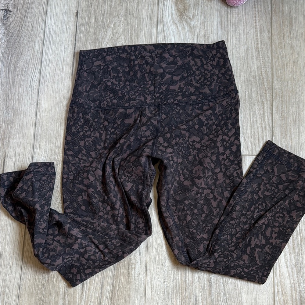 Lululemon Athletica Brown Leggings Full-Length Form-Fitting